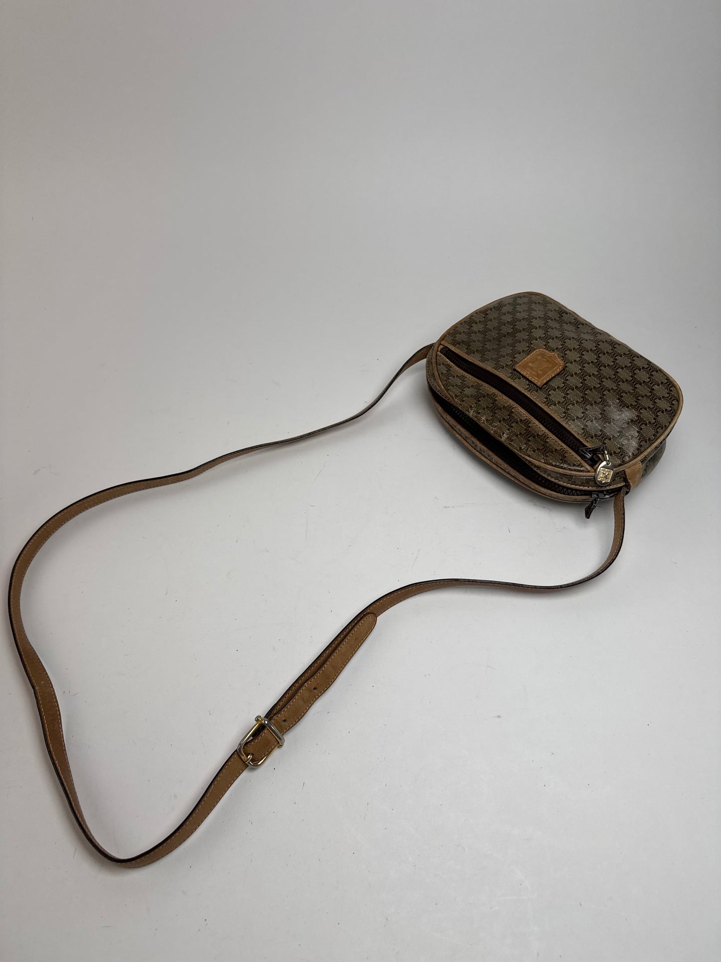 Vintage Celine patent leather crossbody Bag khaki Brown Triomphe