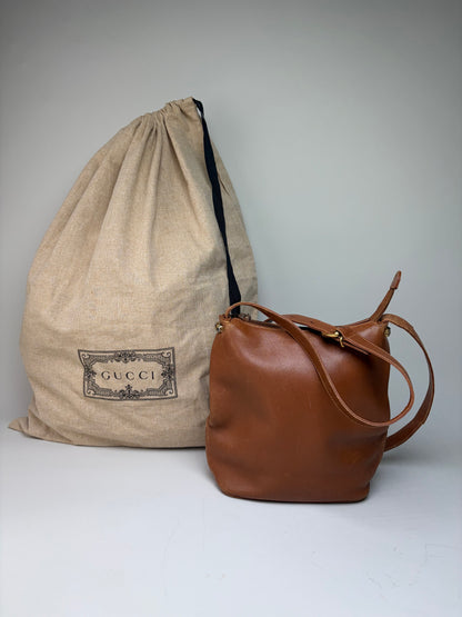Vintage Gucci Smooth Leather Flap Crossbody Bag Brown Gold