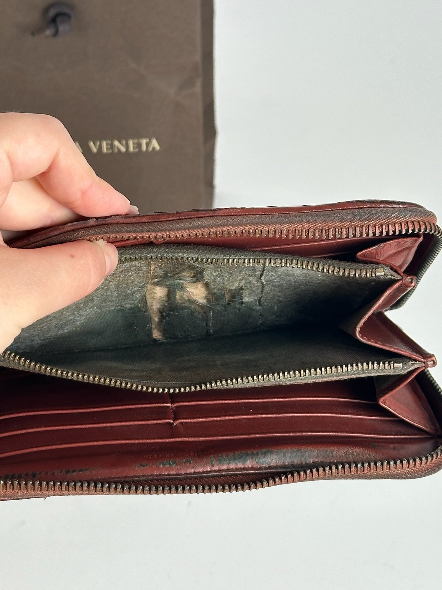 Vintage Bottega veneta Intercciato Leather wallet red Brown