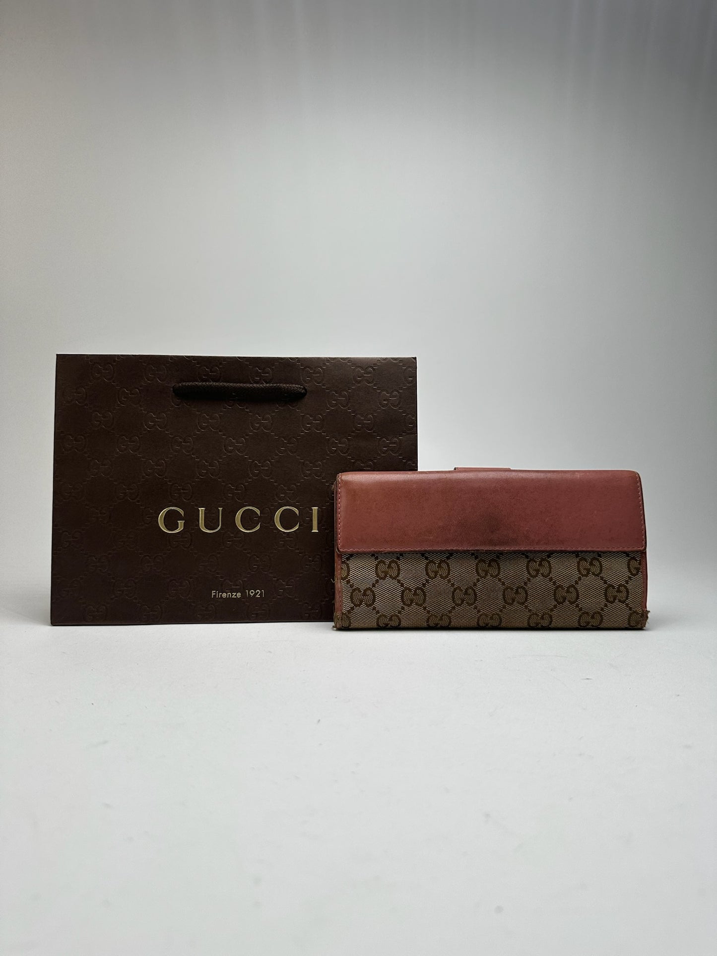 Vintage Gucci Monogram Lether wallet beige pink