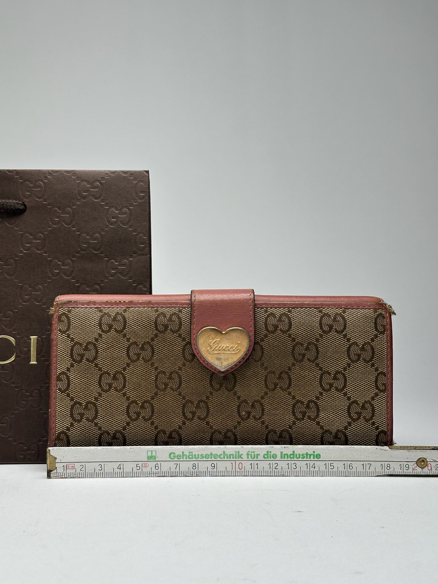 Vintage Gucci Monogram Lether wallet beige pink