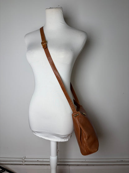 Vintage Gucci Smooth Leather Flap Crossbody Bag Brown Gold
