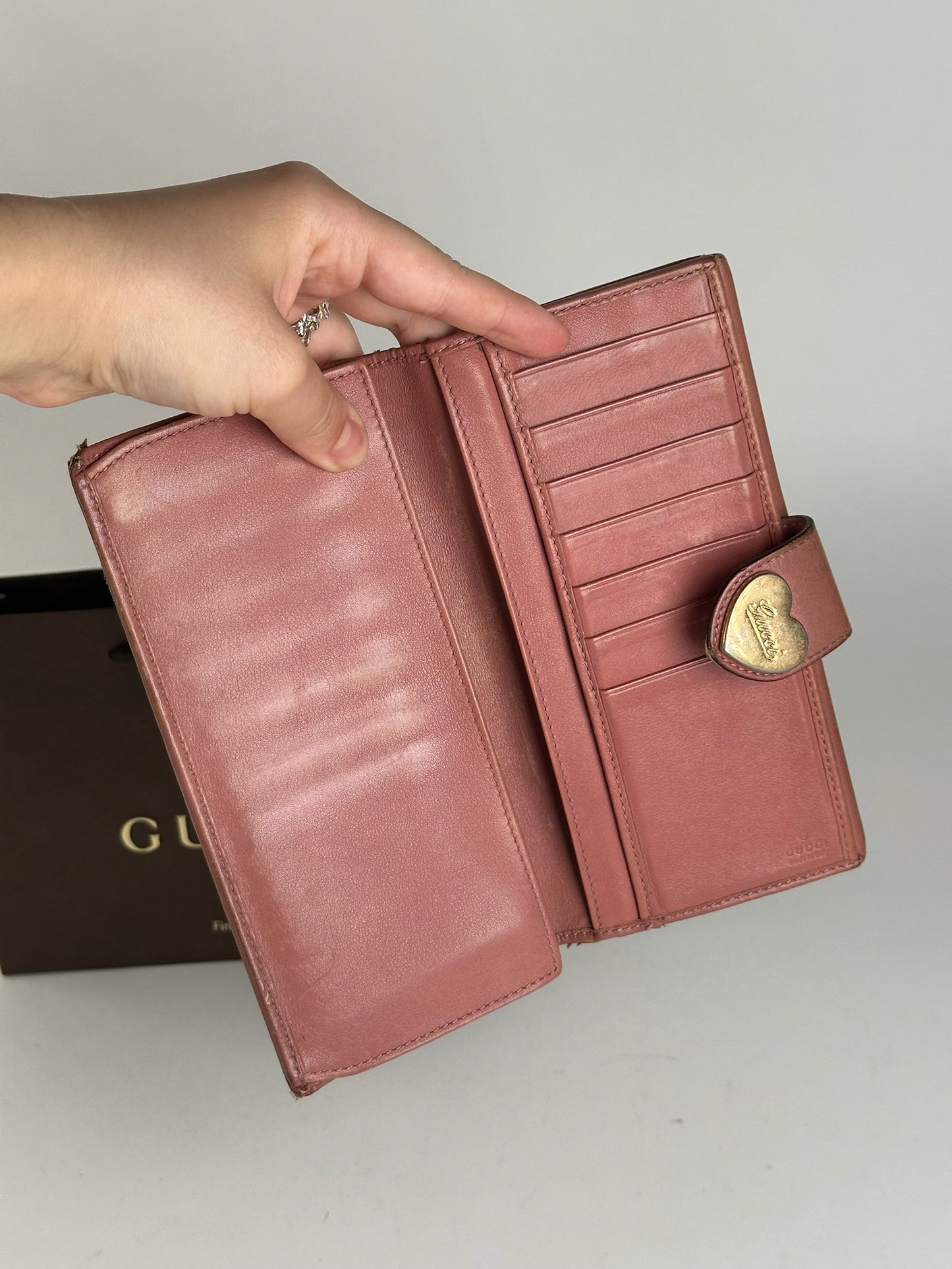 Vintage Gucci Monogram Lether wallet beige pink