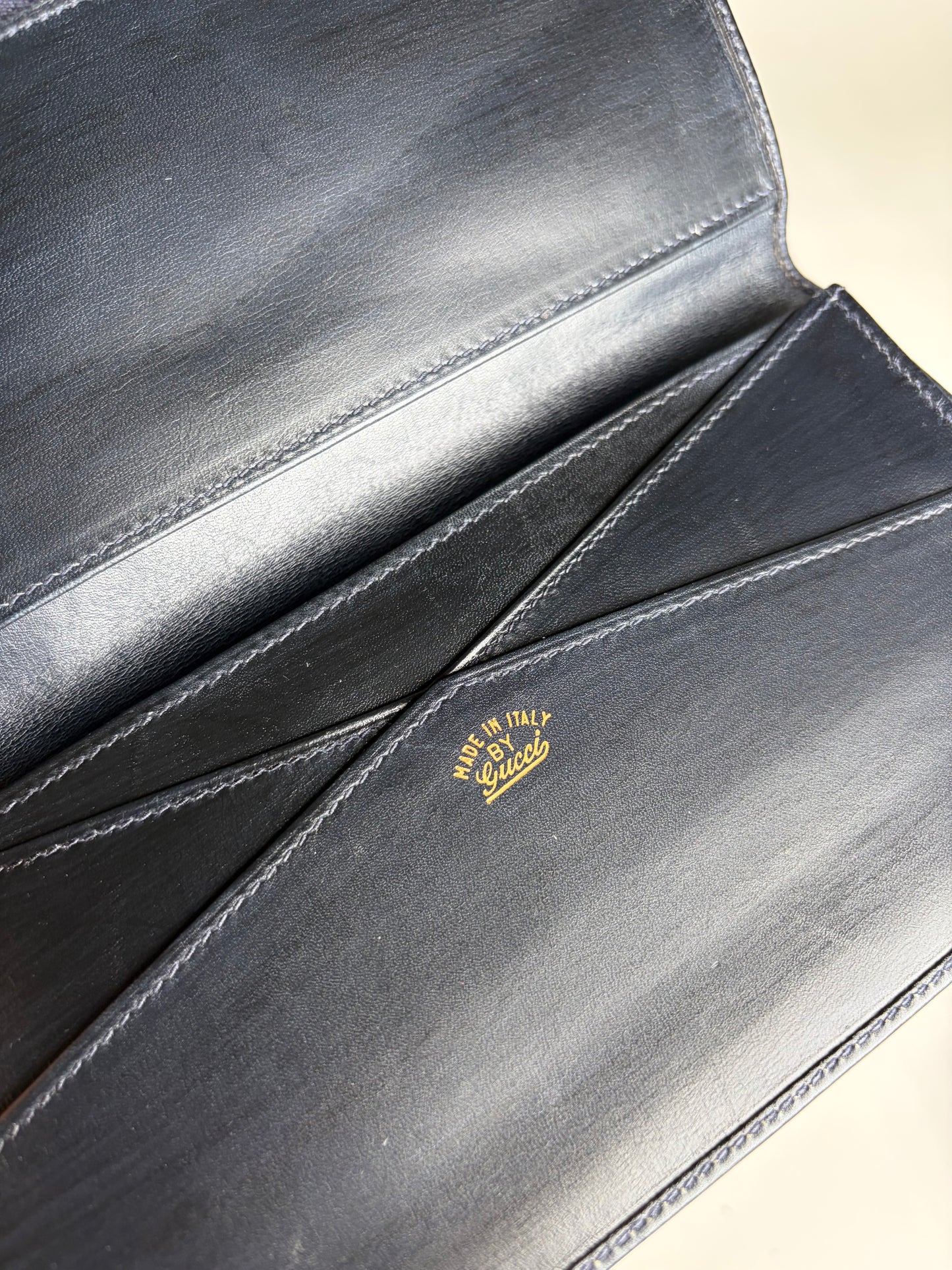 Vintage Gucci Smooth Leather Bifold Wallet Black Gold
