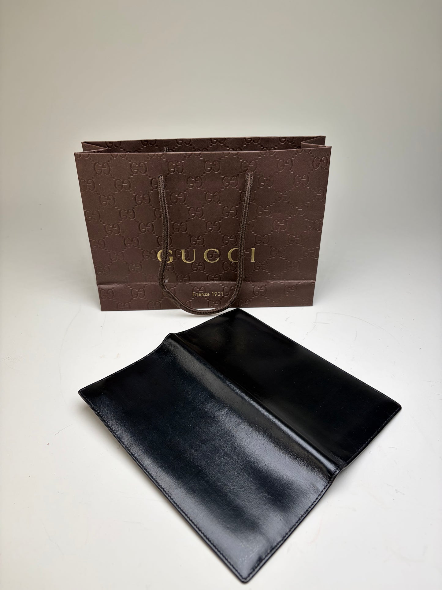 Vintage Gucci Smooth Leather Bifold Wallet Black Gold