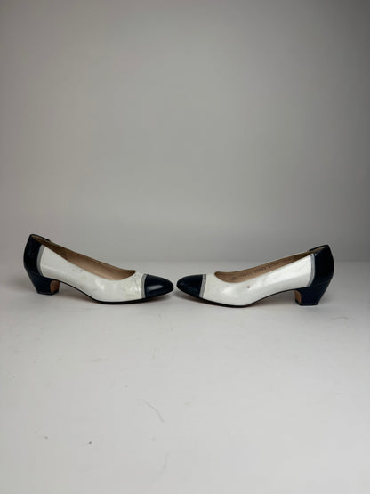 Vintage Salvatore Ferragamo Leather Pumps Navy White