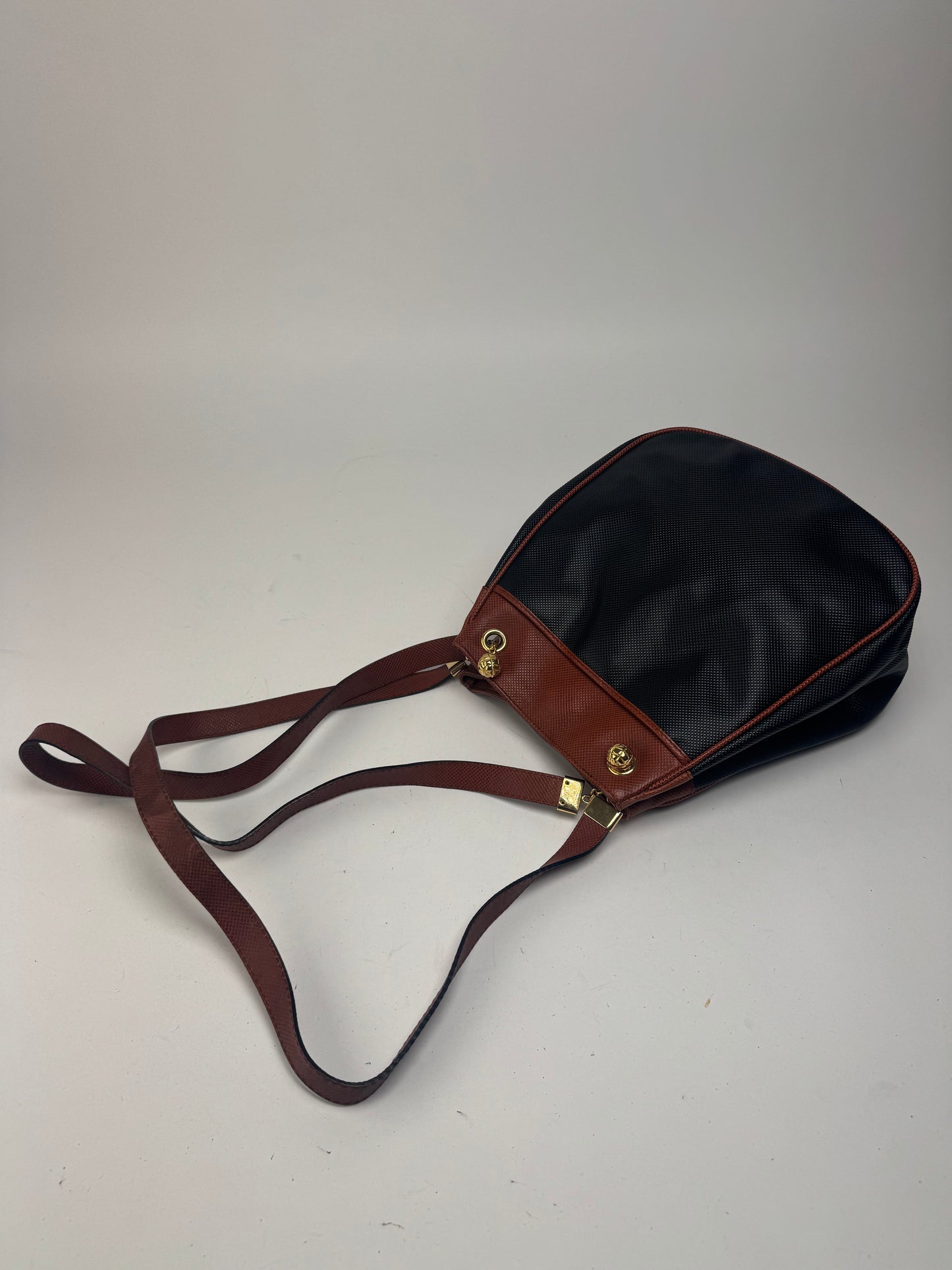 Sac seau vintage en cuir Bottega Veneta noir marron