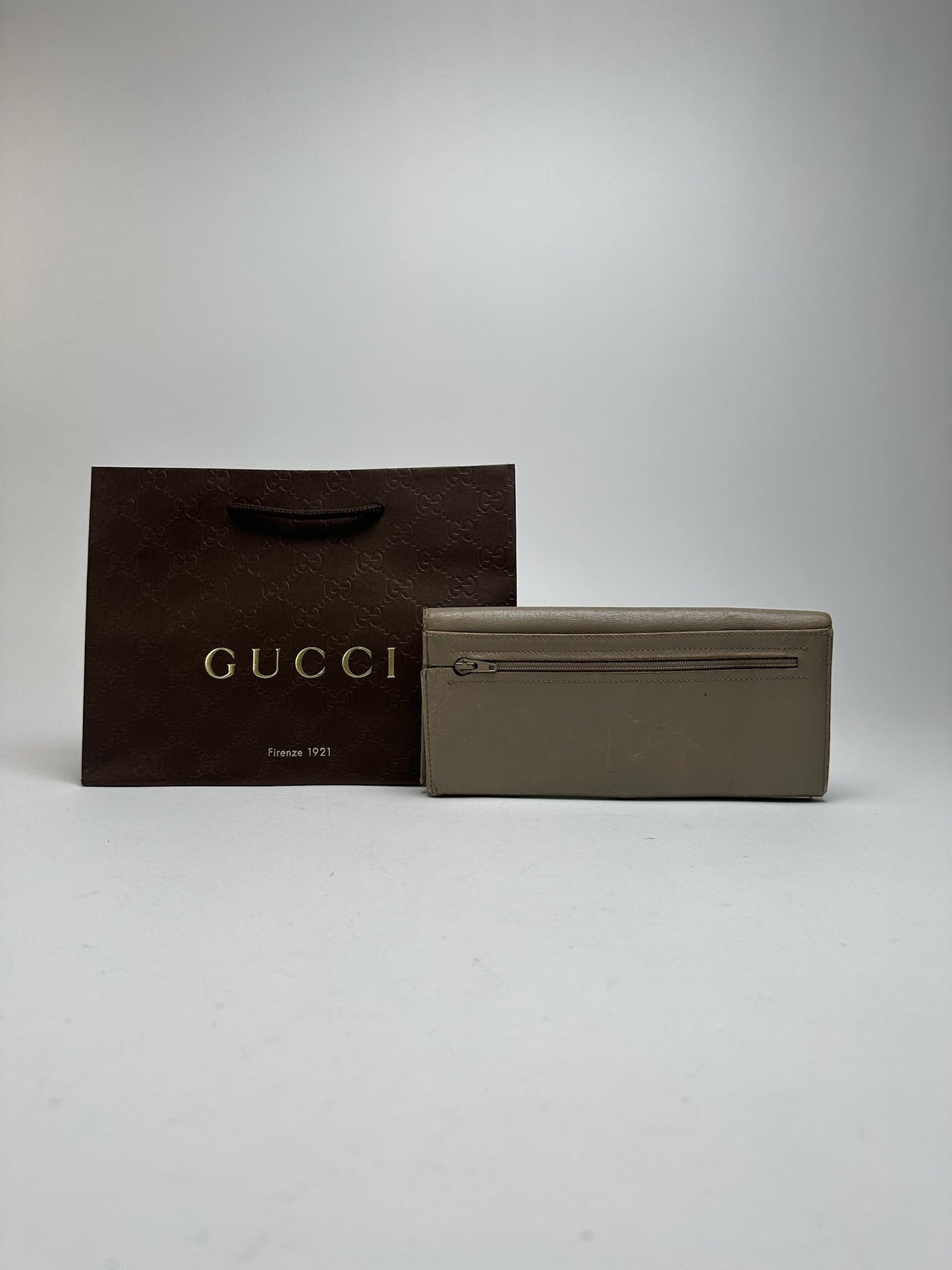 Vintage Gucci Horsebit Patent Leather Wallet beige