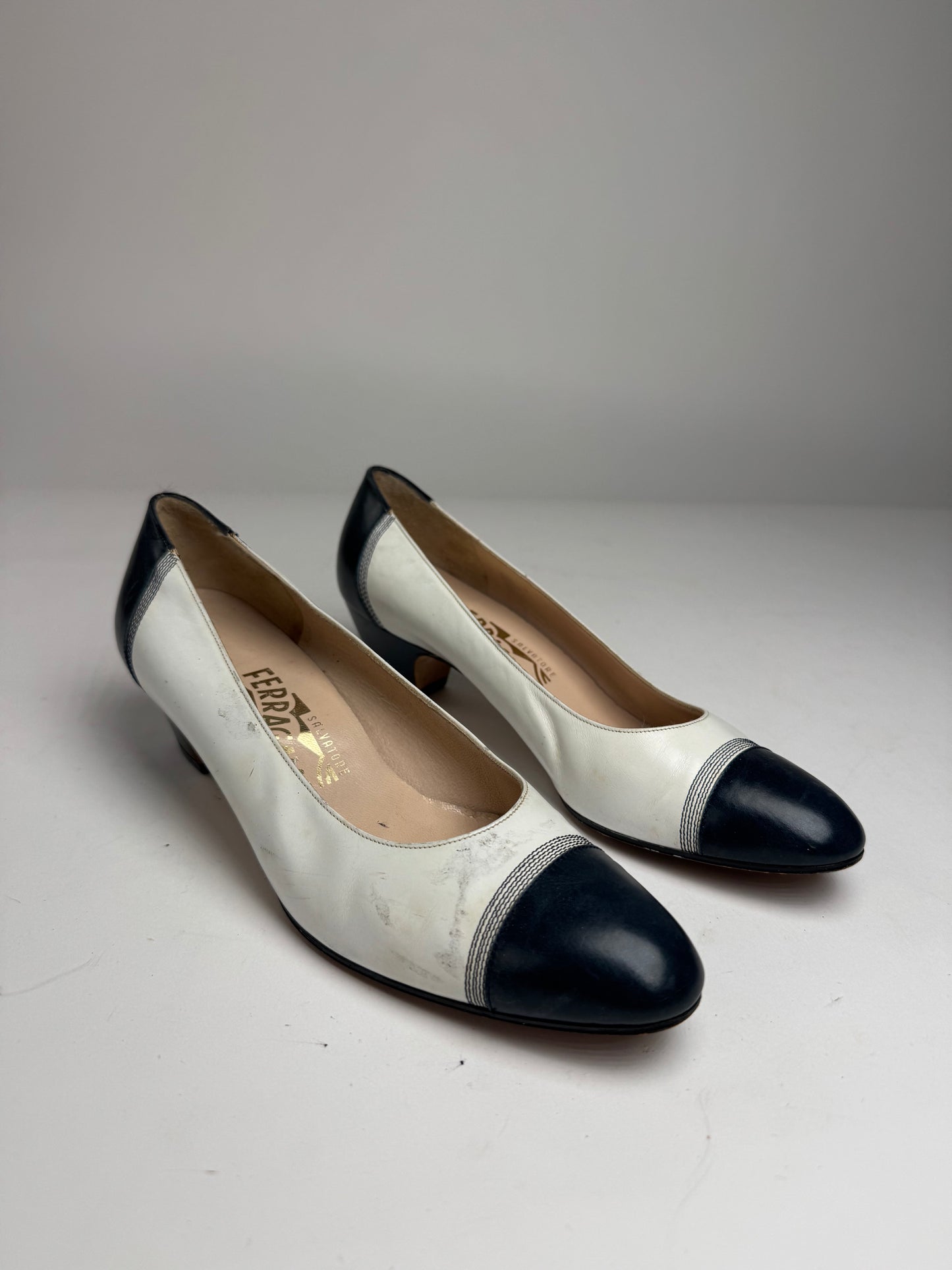 Vintage Salvatore Ferragamo Leather Pumps Navy White