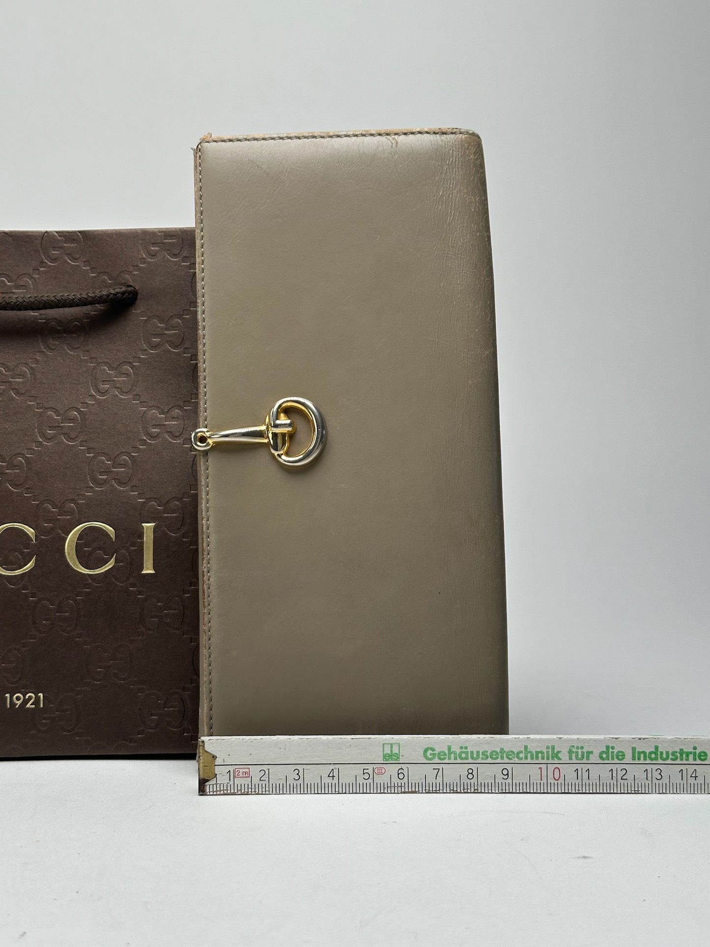 Vintage Gucci Horsebit Patent Leather Wallet beige