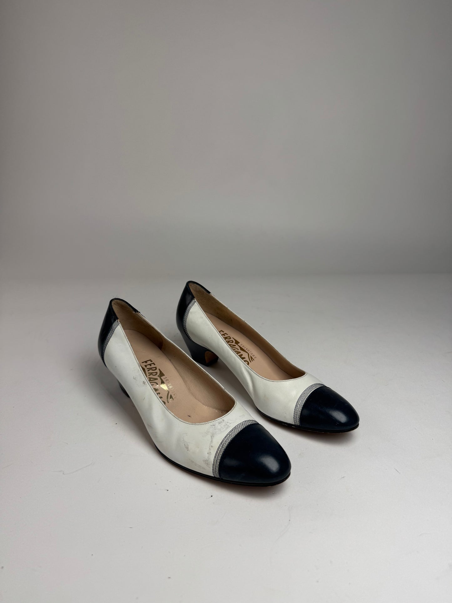 Vintage Salvatore Ferragamo Leather Pumps Navy White