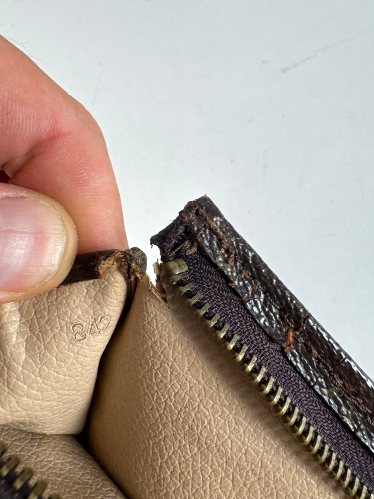 Vintage Louis Vuitton Monogram leather clutch brown