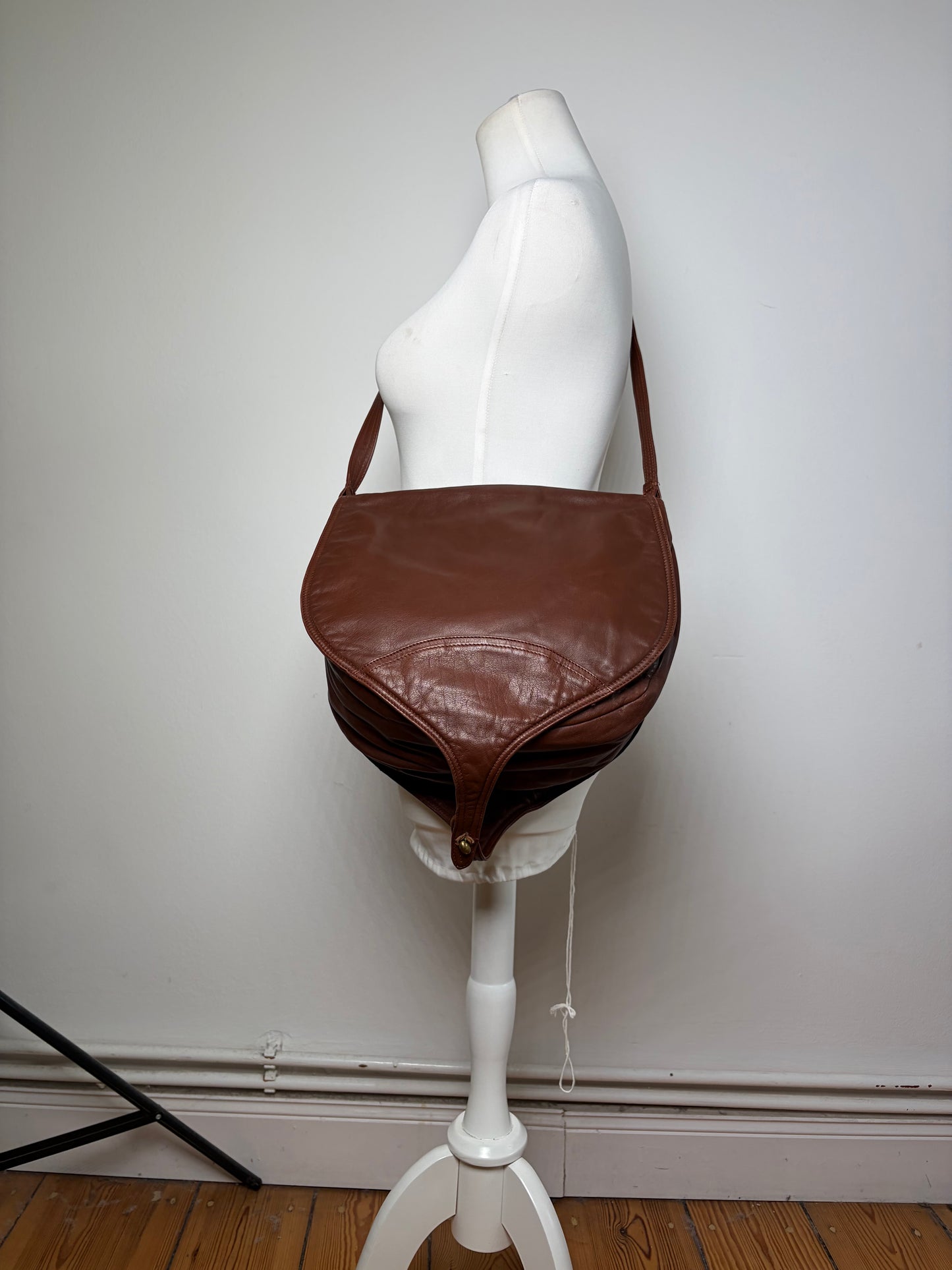 Vintage Bottega Veneta Soft Leather Hobo Bag Rust Brown