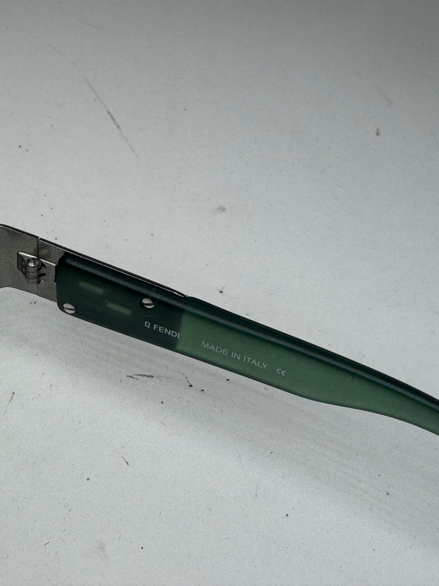 Lunettes de soleil rétro vintage Fendi Roma vertes