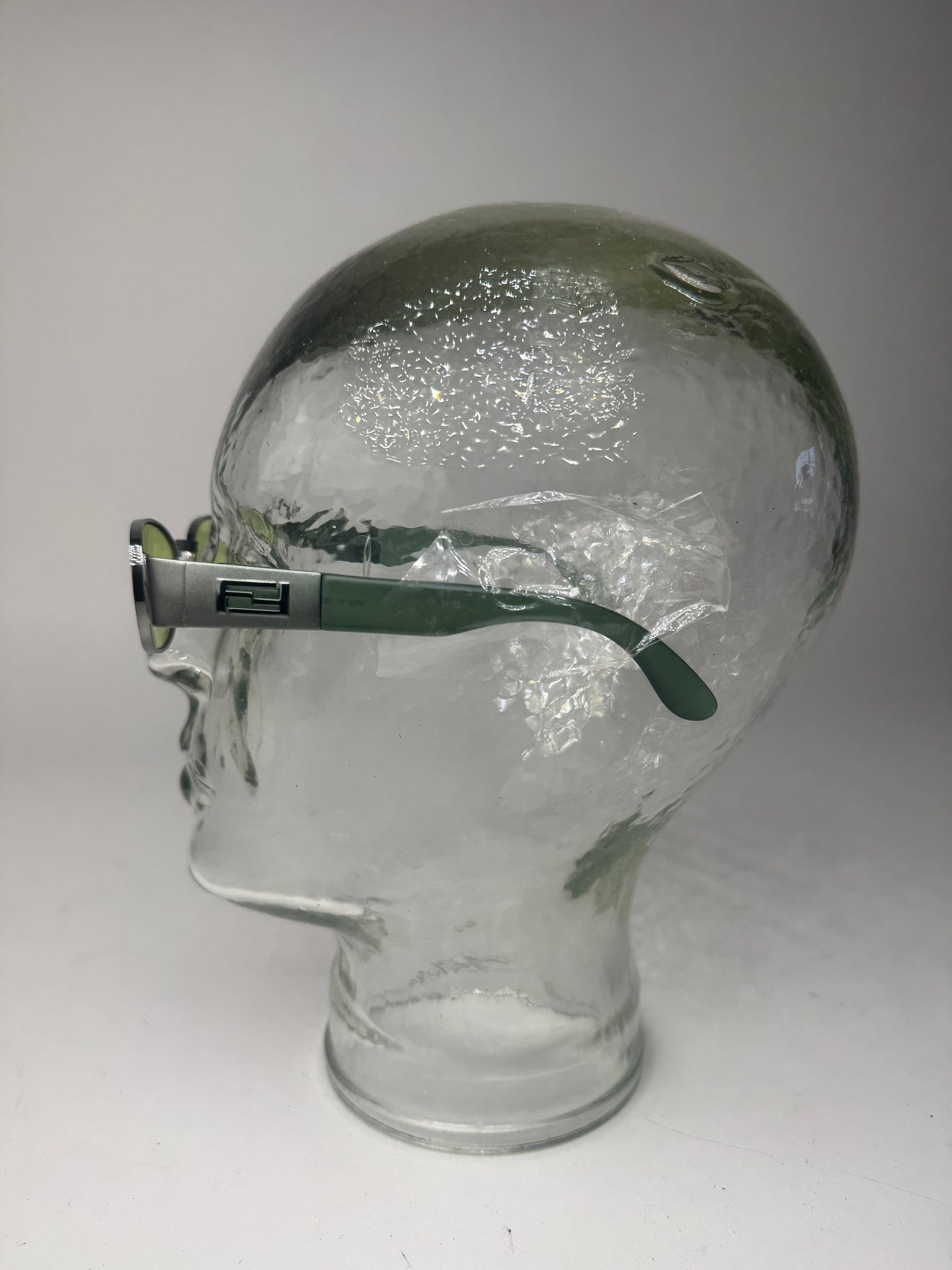 Lunettes de soleil rétro vintage Fendi Roma vertes