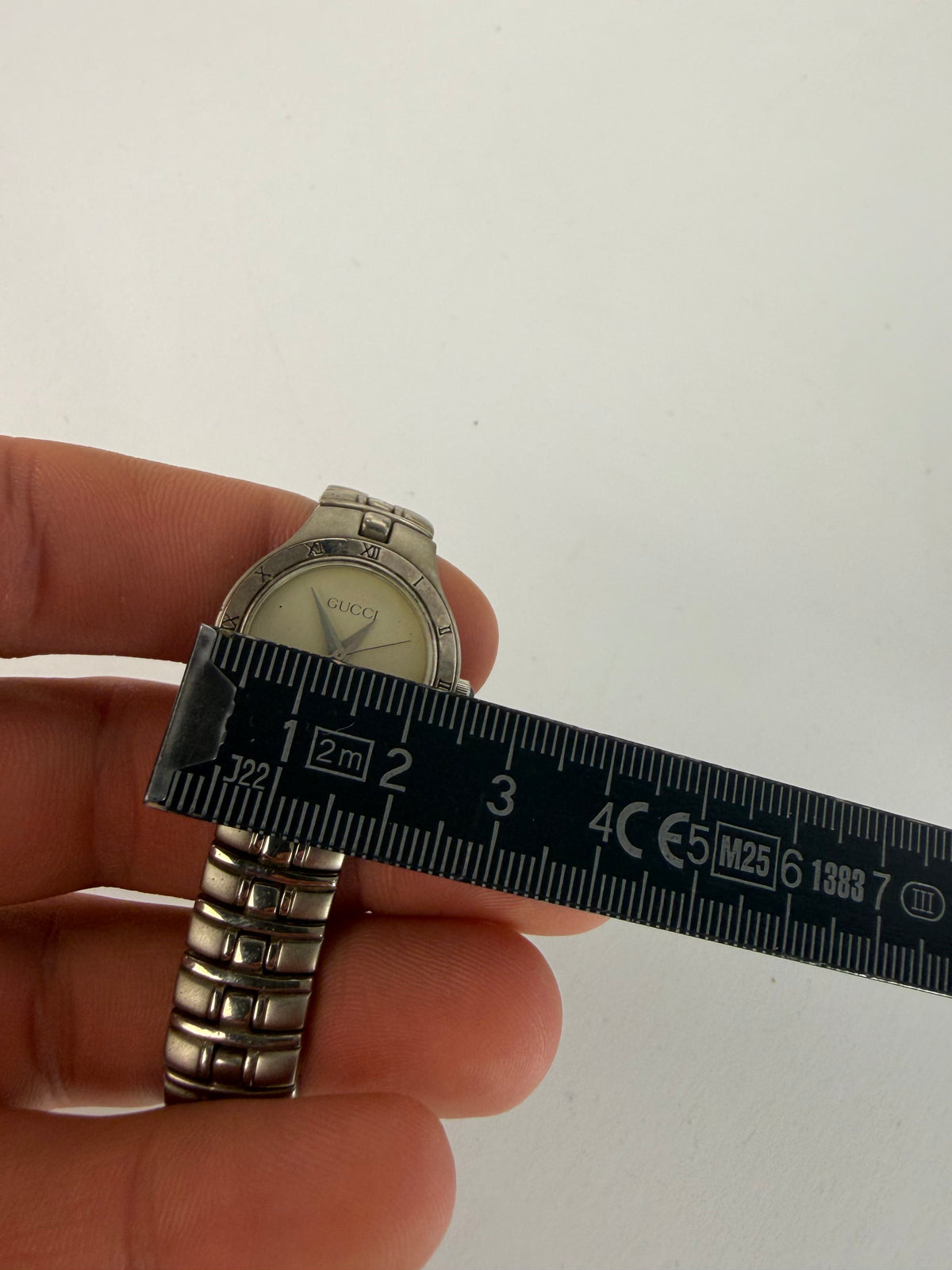 Vintage Gucci Stainless Steel Bracelet Watch Late 1990s Silver Cream