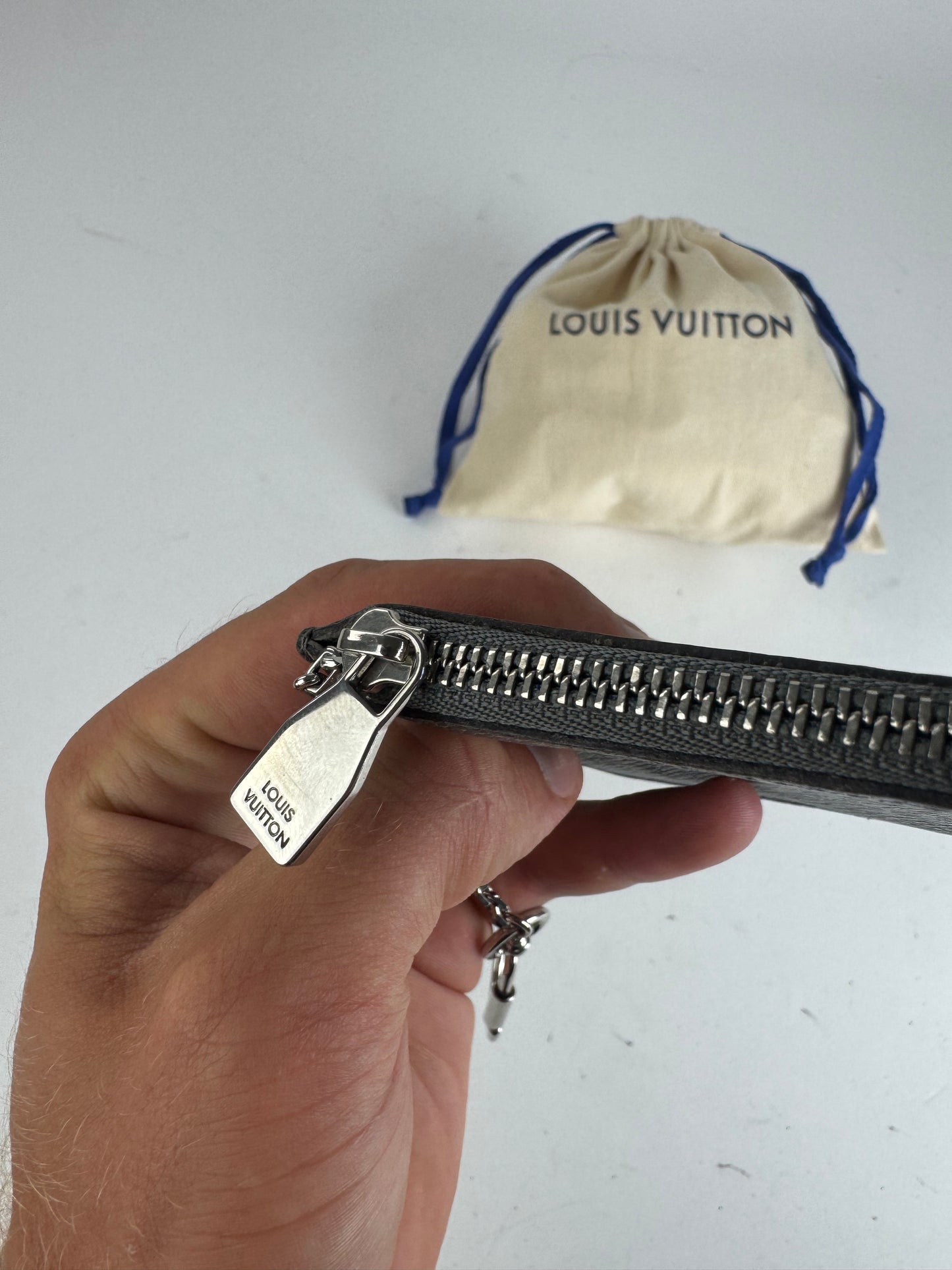 Vintage Louis Vuitton Le Dauphine Leather Card Holder Grey