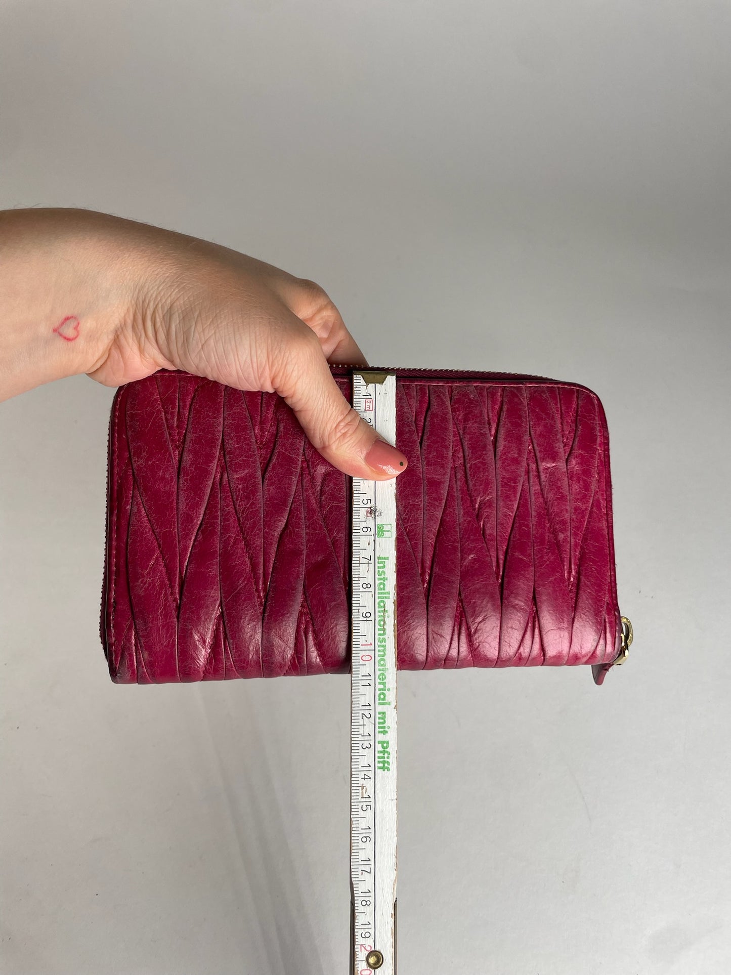 Vintage Miu Miu Metallasse Leather Wallet Pink