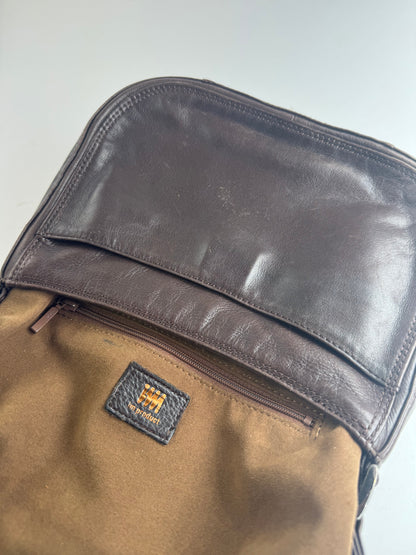 Sac vintage en cuir marron Issey Miyake