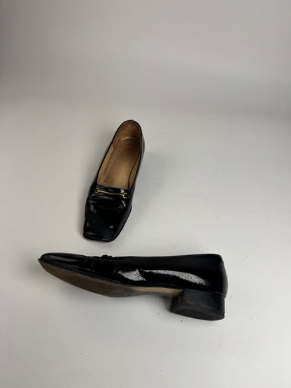 Vintage Gucci Patent Leather Pumps Black 39