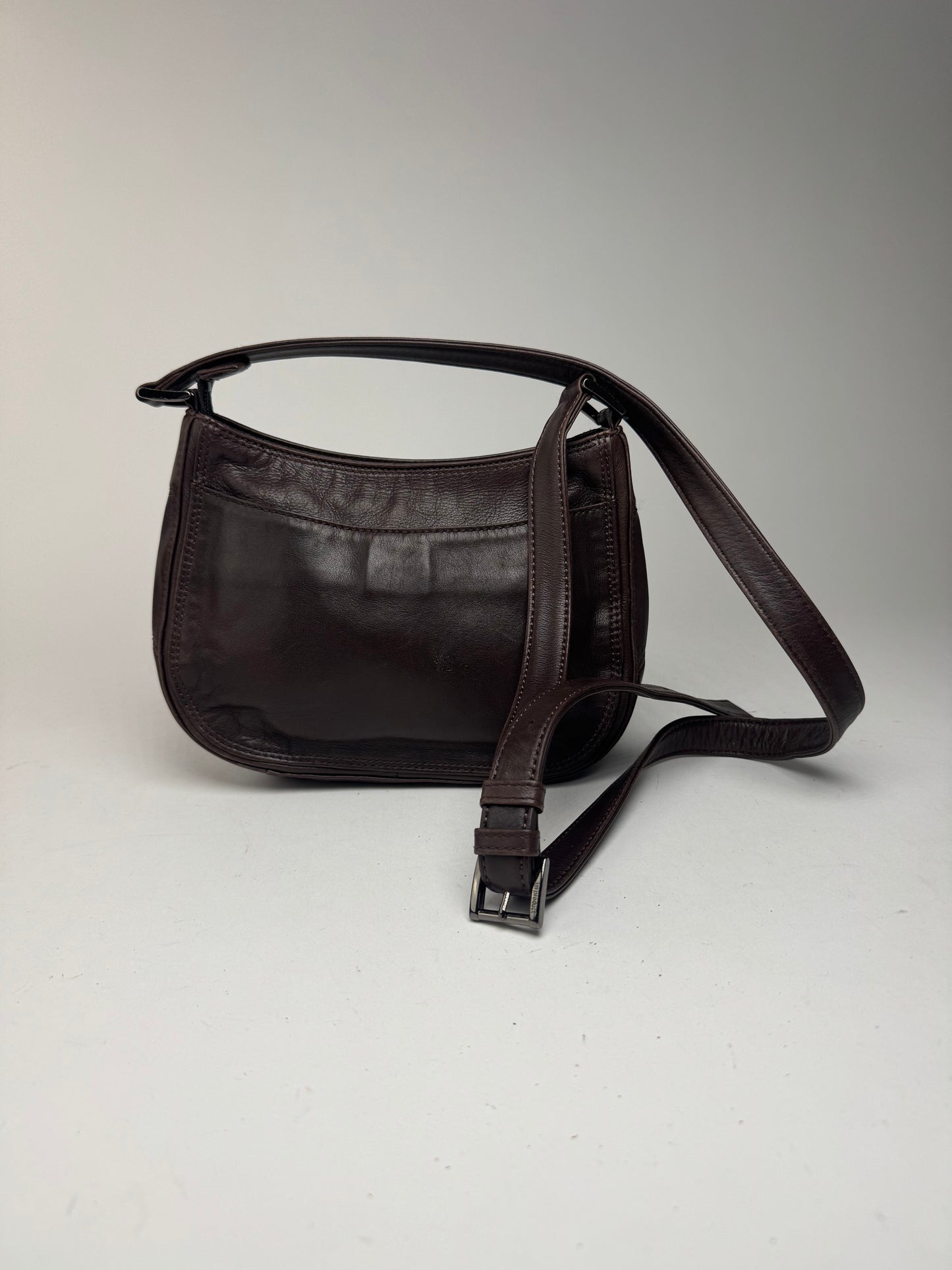 Sac vintage en cuir marron Issey Miyake
