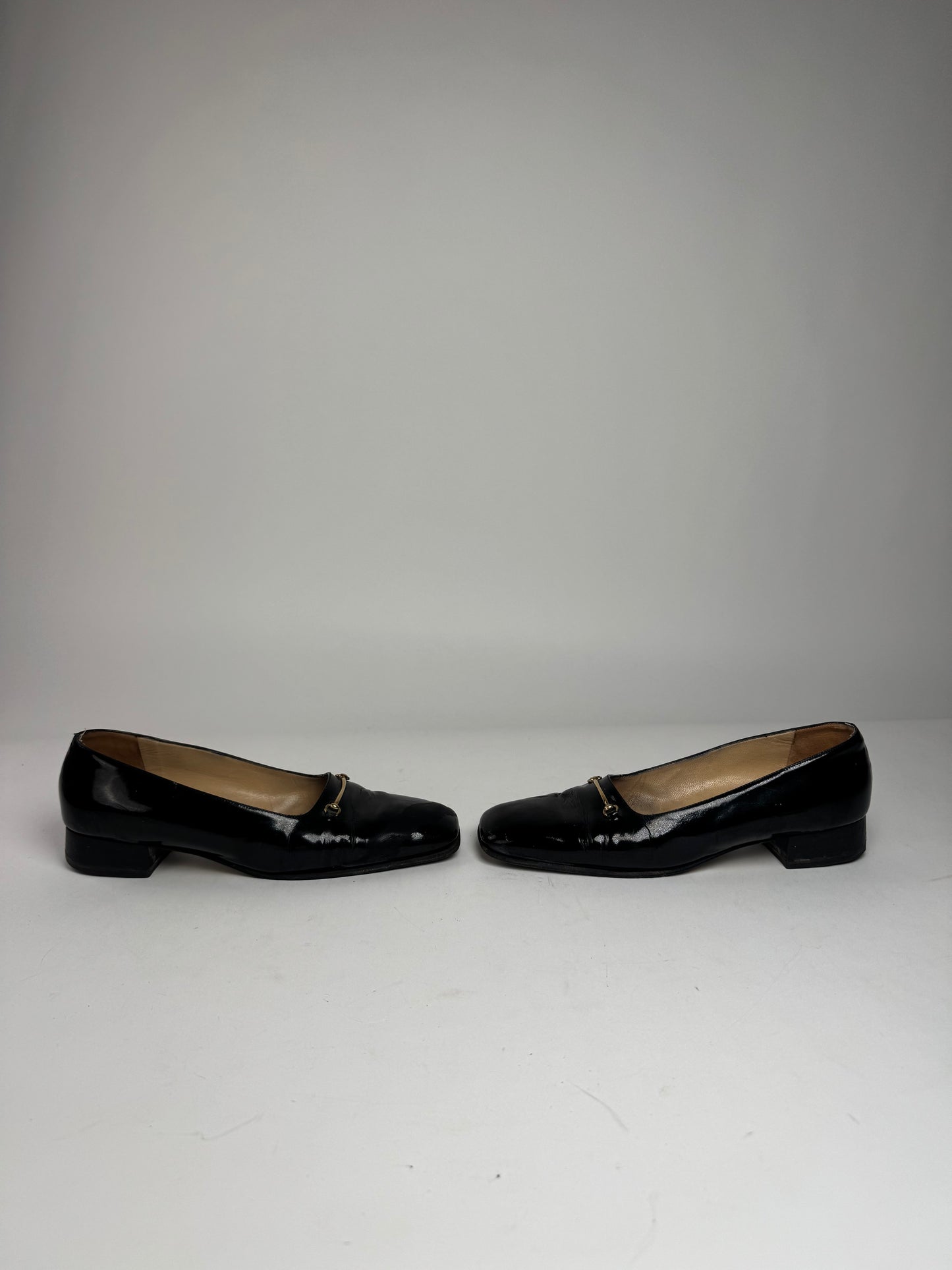 Vintage Gucci Patent Leather Pumps Black 39