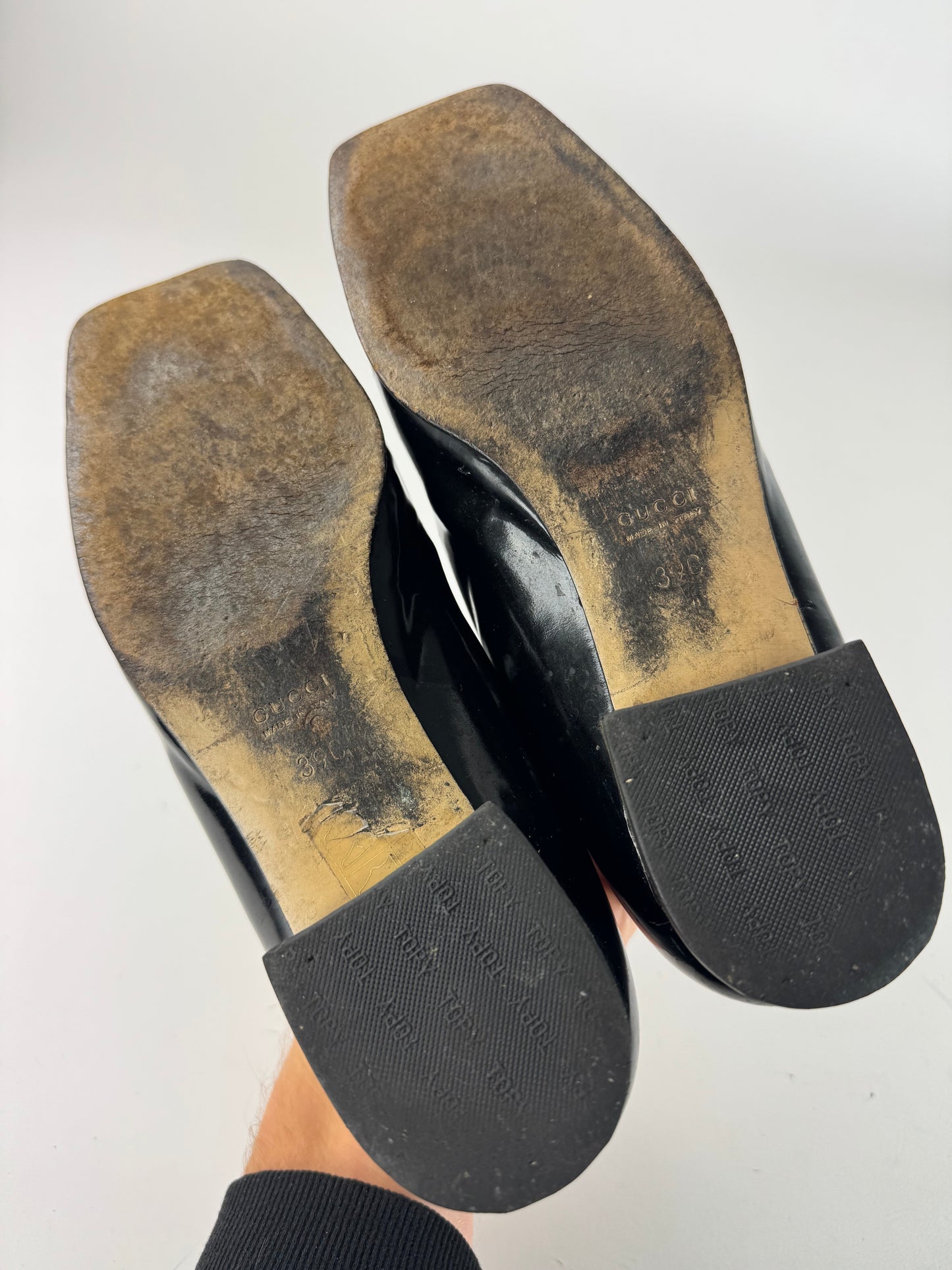 Vintage Gucci Patent Leather Pumps Black 39