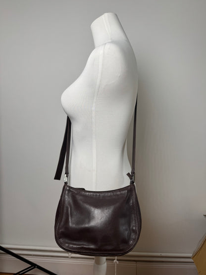 Sac vintage en cuir marron Issey Miyake