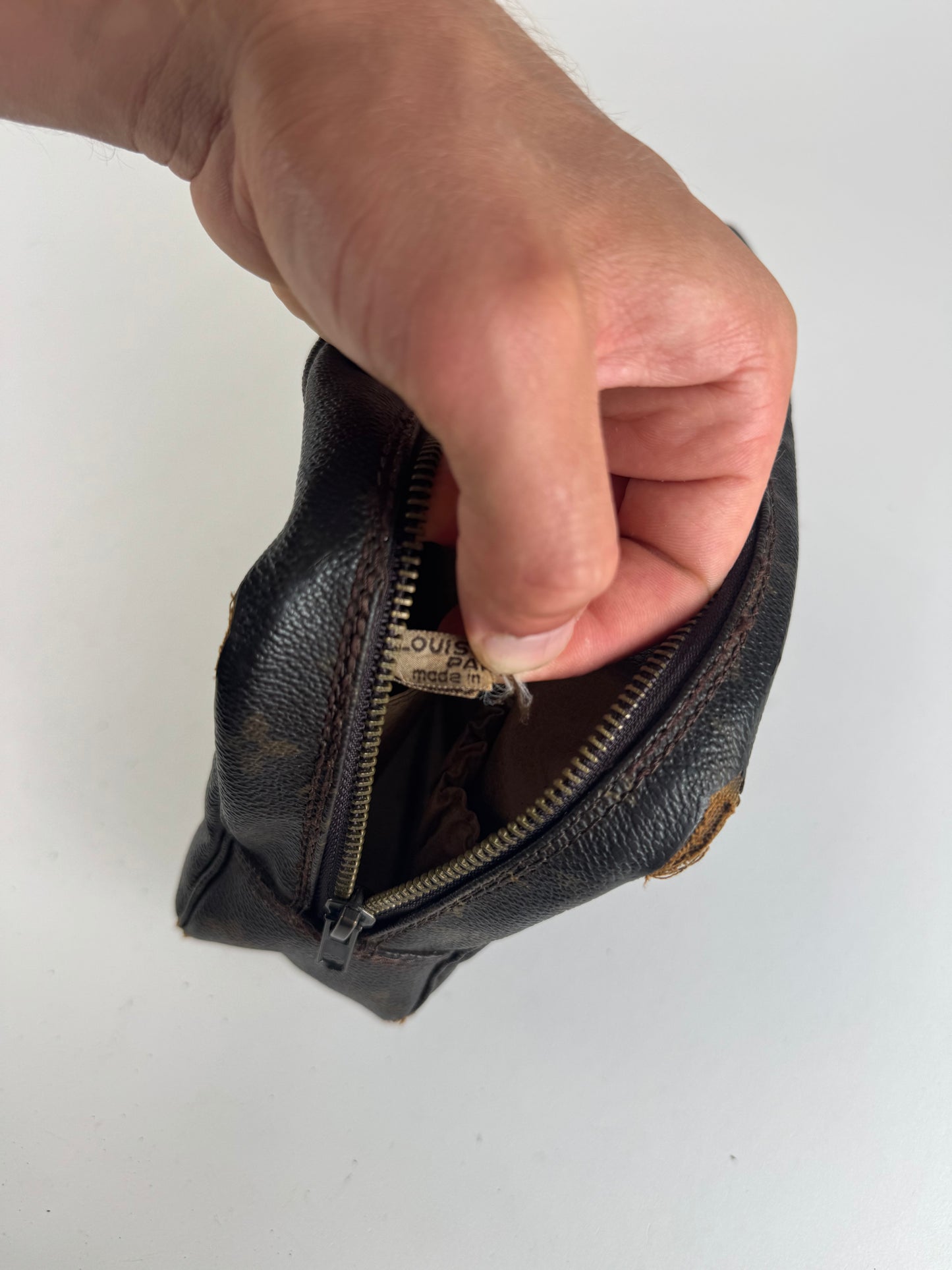 Pochette vintage Louis Vuitton en cuir Monogram marron