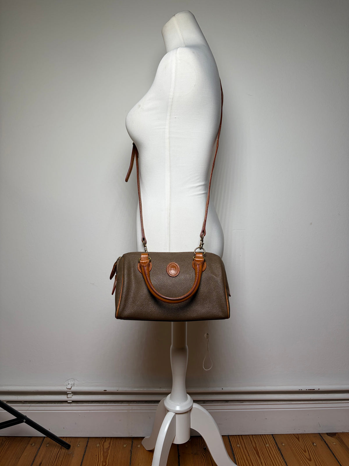 Vintage Courrèges Structured Leather Top-Handle Bag Late 1970s Brown