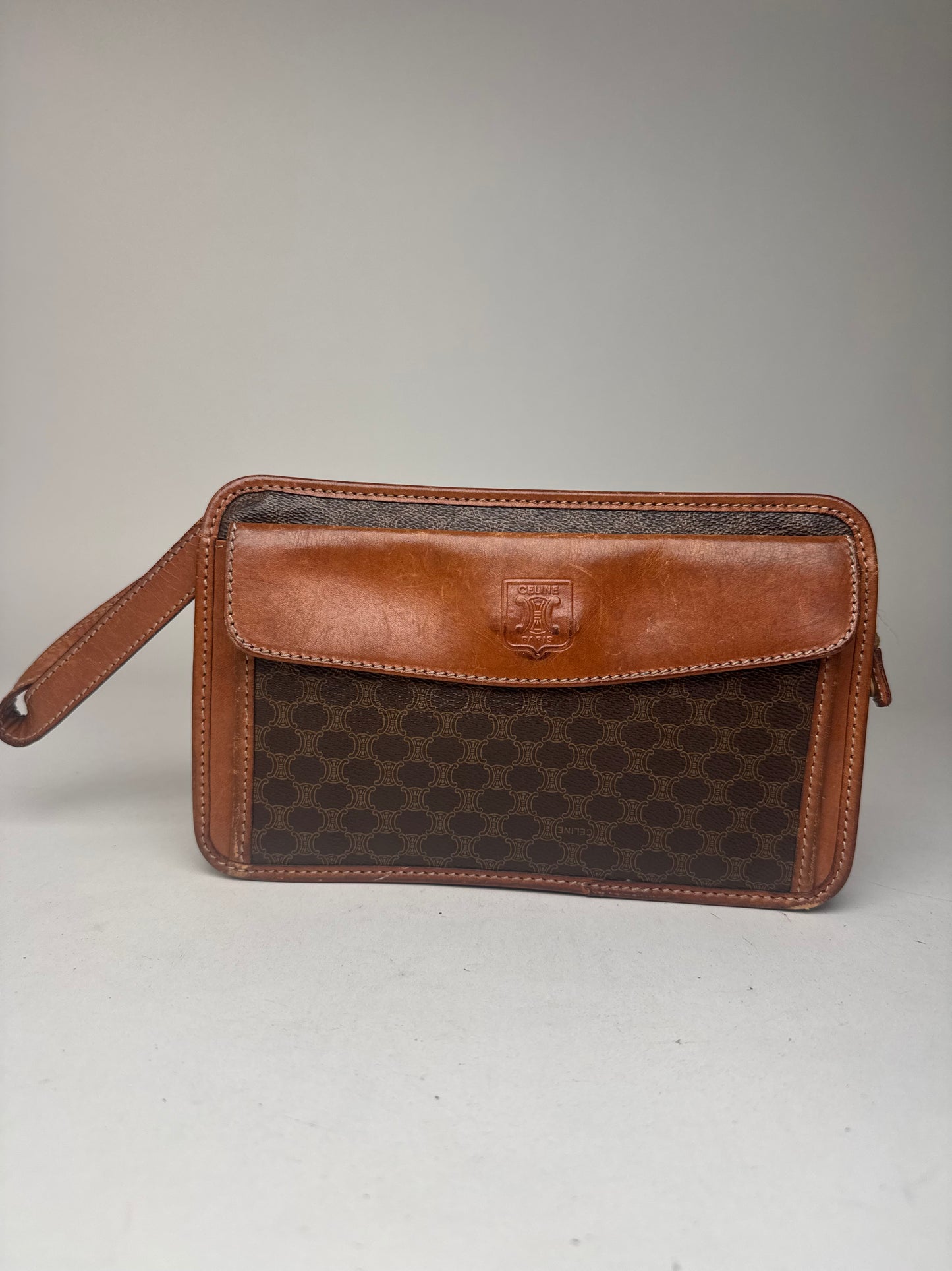 Pochette vintage en cuir monogramme Triomphe de Céline Paris marron