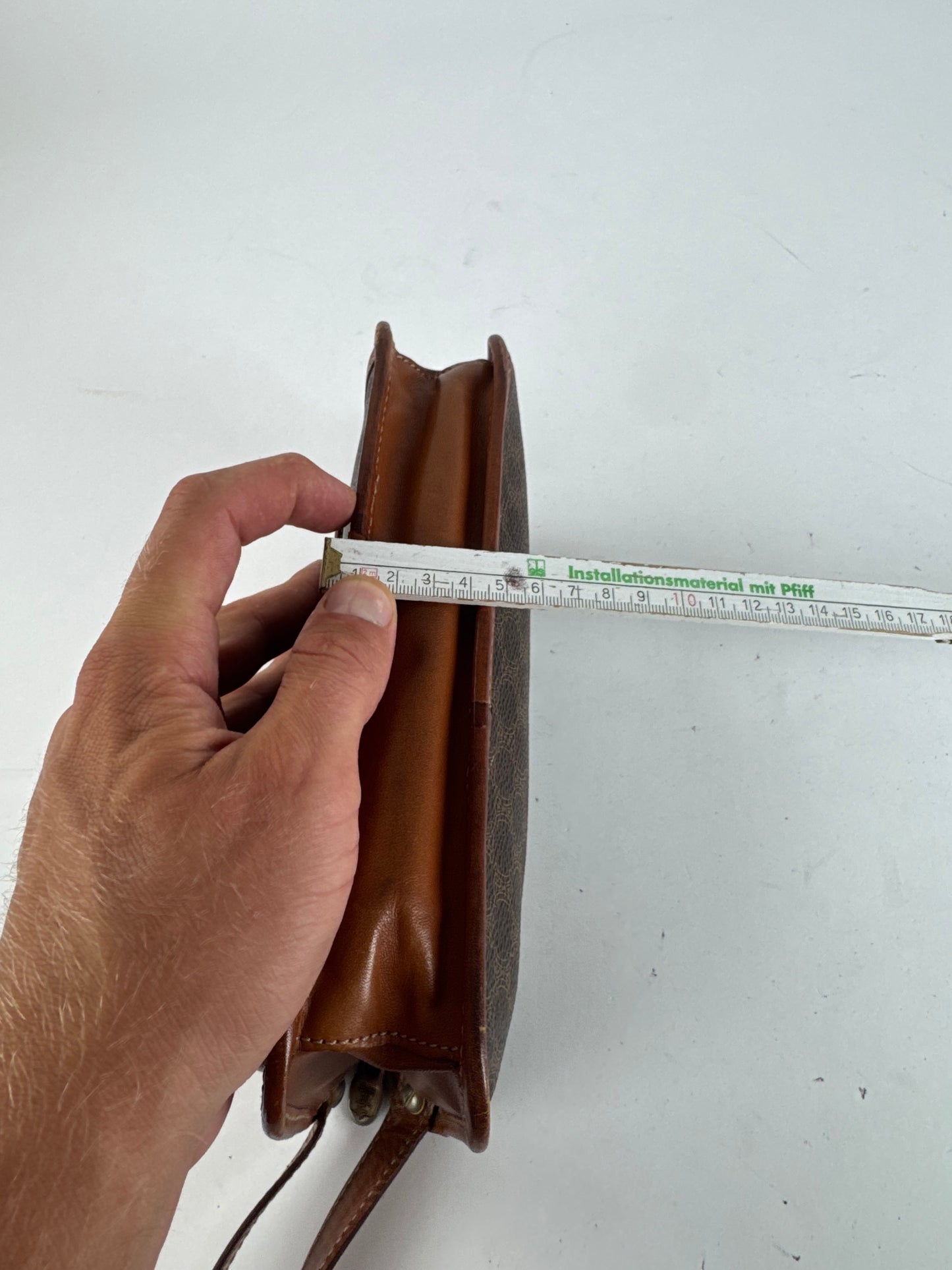 Pochette vintage en cuir monogramme Triomphe de Céline Paris marron