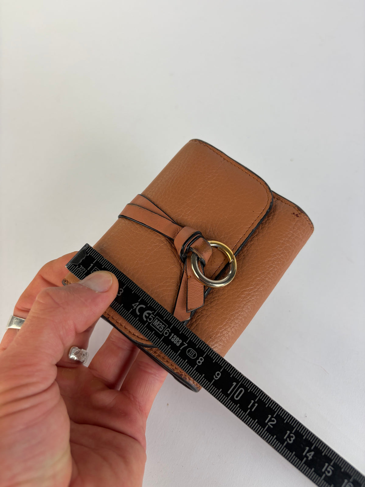 Vintage Chloé Pebbled Leather Bifold Wallet Tan