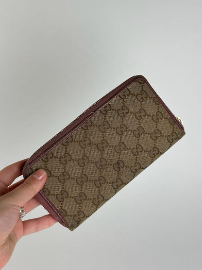 Portefeuille Gucci Monogram vintage beige rose