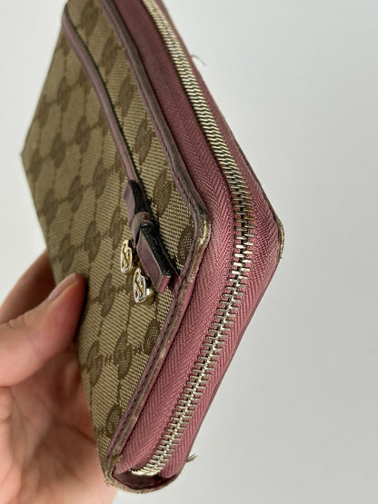 Portefeuille Gucci Monogram vintage beige rose
