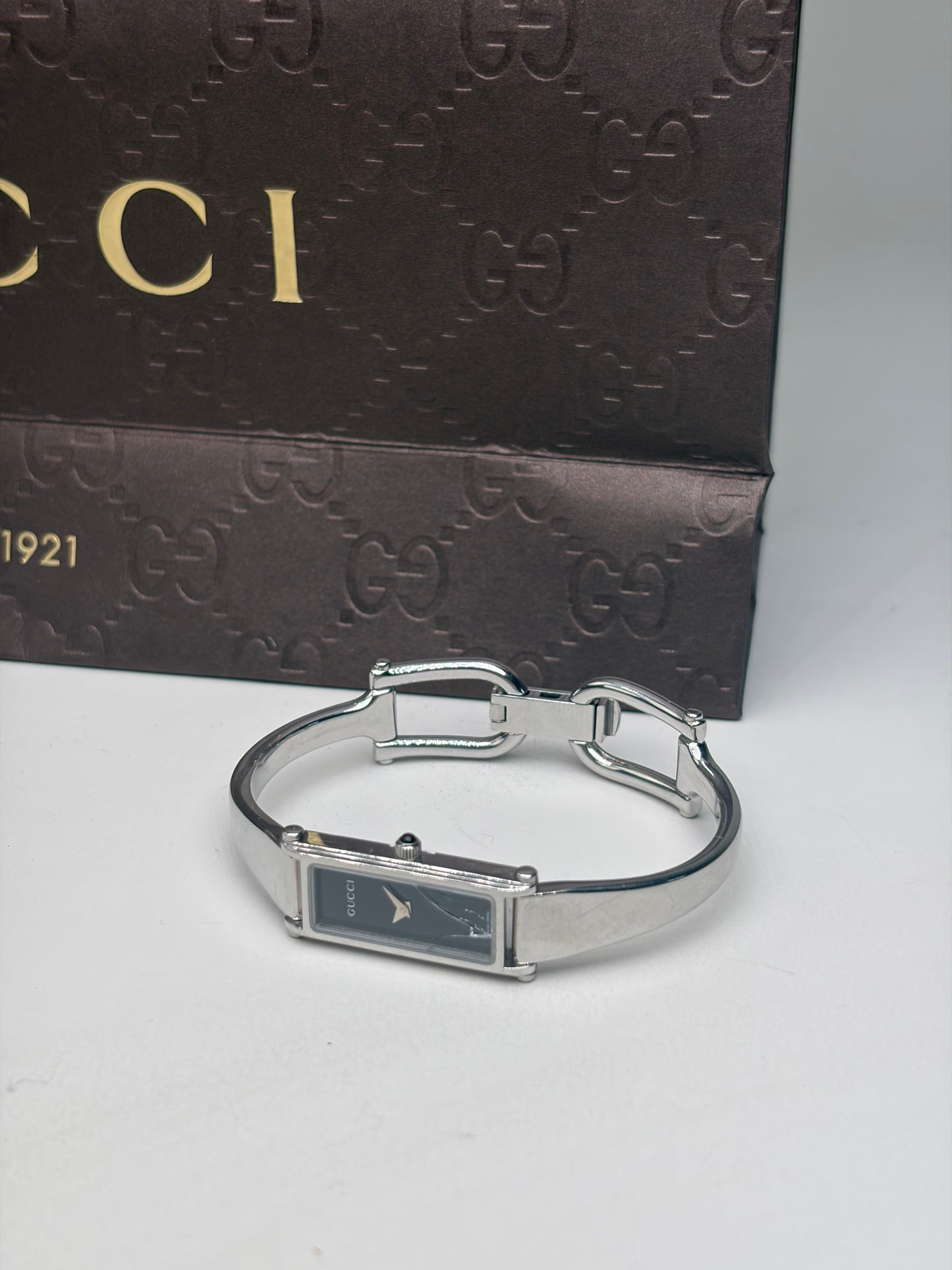 Vintage Gucci Stainless Steel Leather Bracelet Watch Silver Black