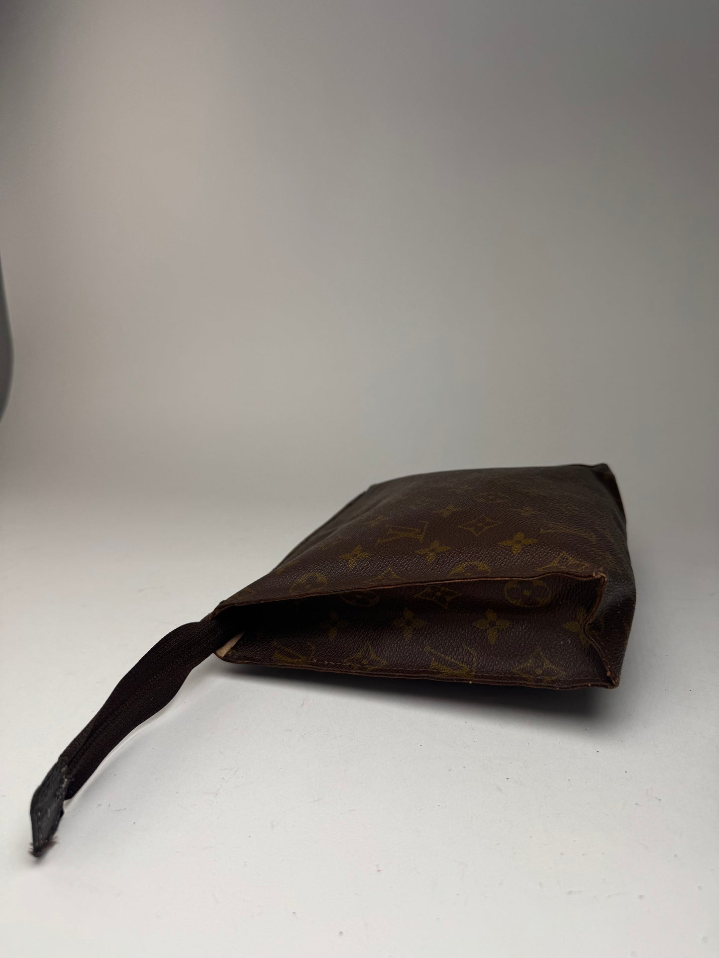Vintage Louis Vuitton Monogram Leather clutch brown