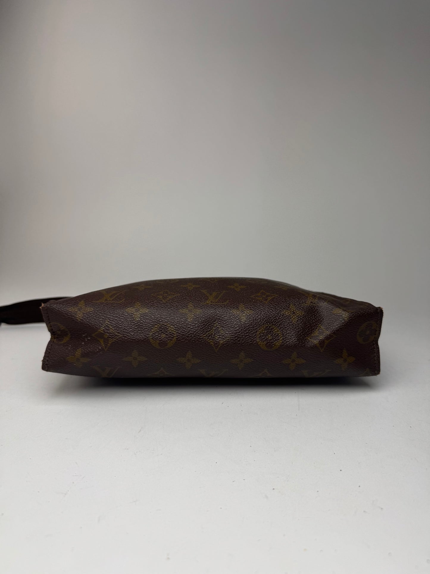 Vintage Louis Vuitton Monogram Leather clutch brown