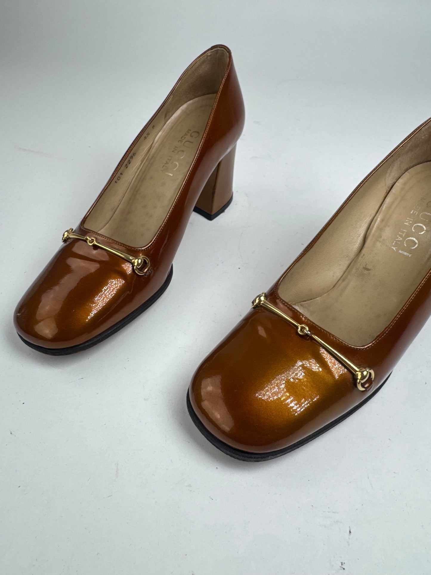 Vintage Gucci Patent Leather horsebit Pumps Brown