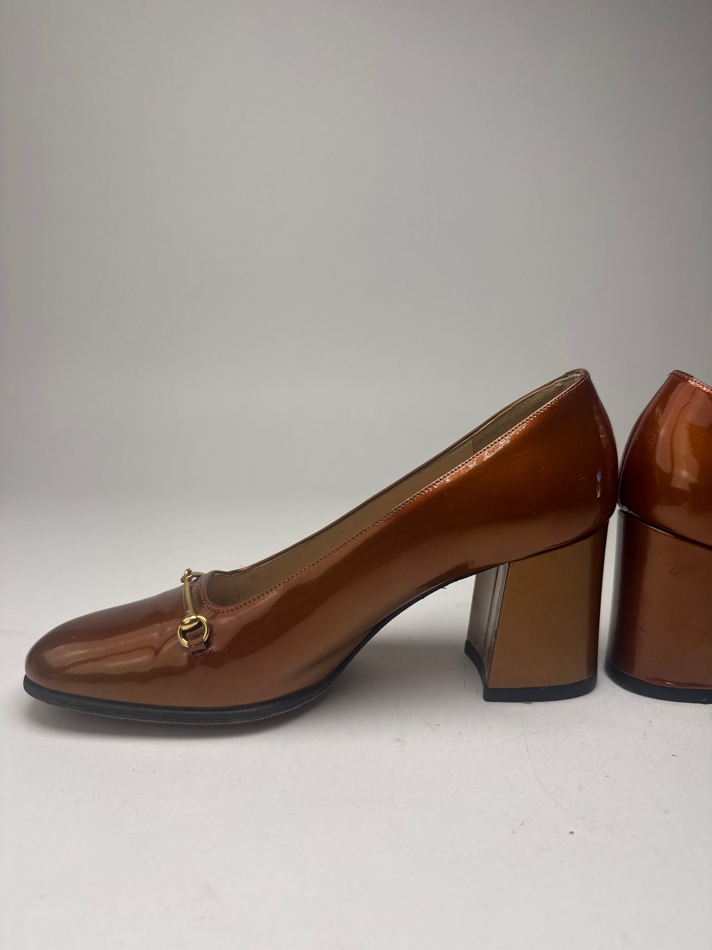Vintage Gucci Patent Leather horsebit Pumps Brown