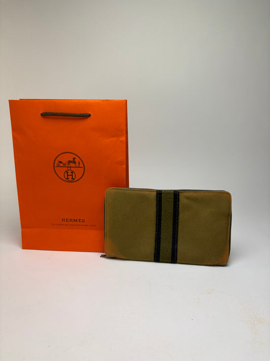Vintage Hermès Canvas Bifold Wallet 2017 Olive Green