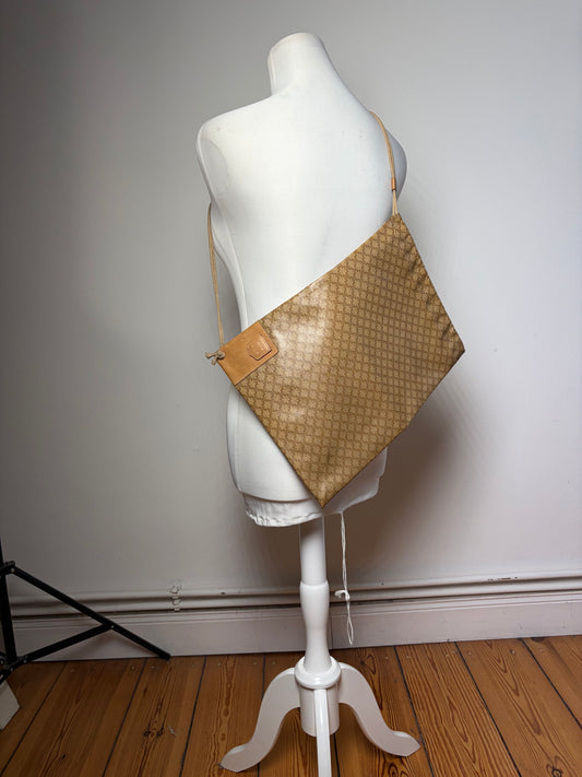 Vintage Celine Canvas Clutch Bag Gold-Tone Clasp Beige Gold