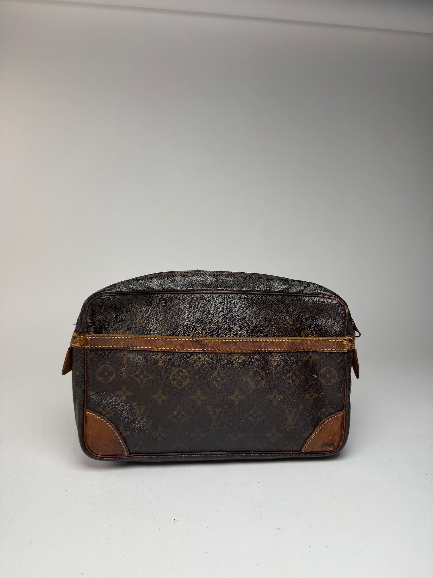 Pochette vintage Louis Vuitton en cuir Monogram marron