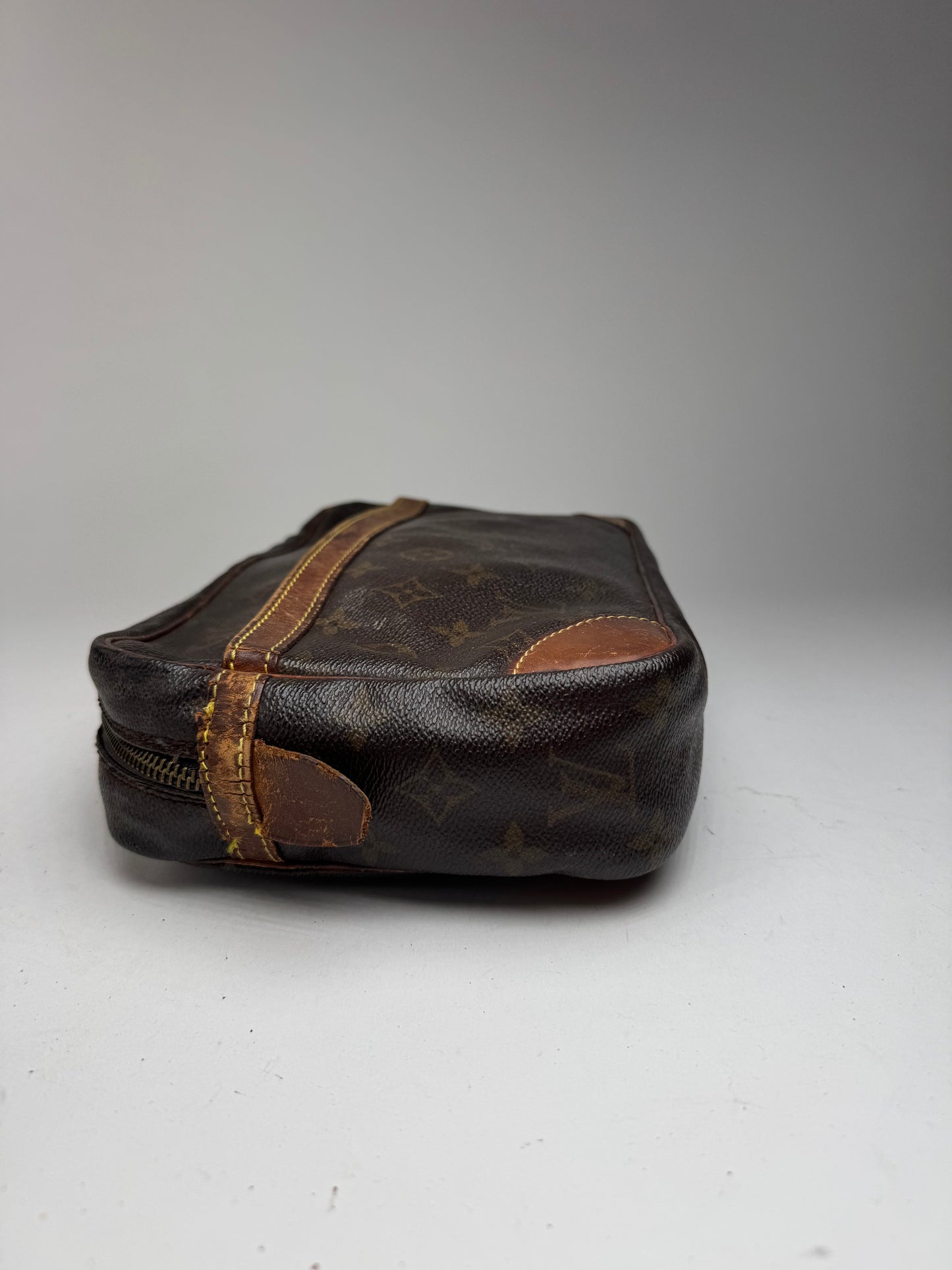 Pochette vintage Louis Vuitton en cuir Monogram marron