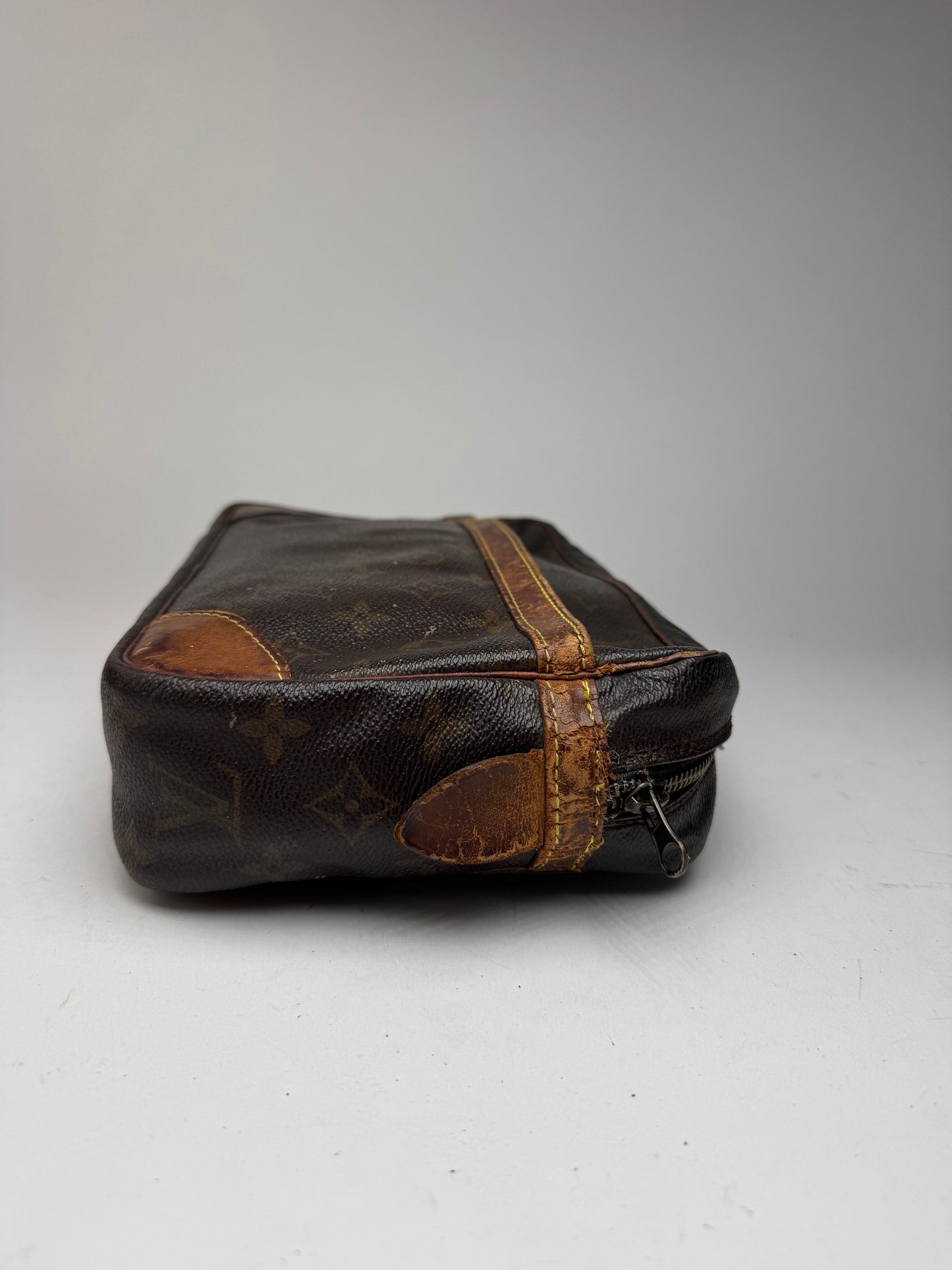 Pochette vintage Louis Vuitton en cuir Monogram marron