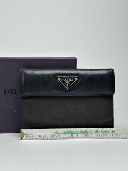 Portefeuille Prada vintage en cuir noir