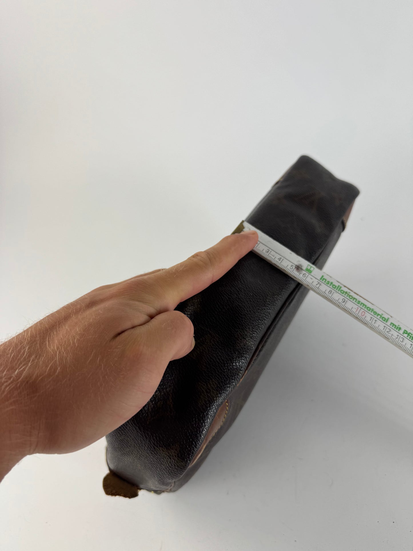 Pochette vintage Louis Vuitton en cuir Monogram marron