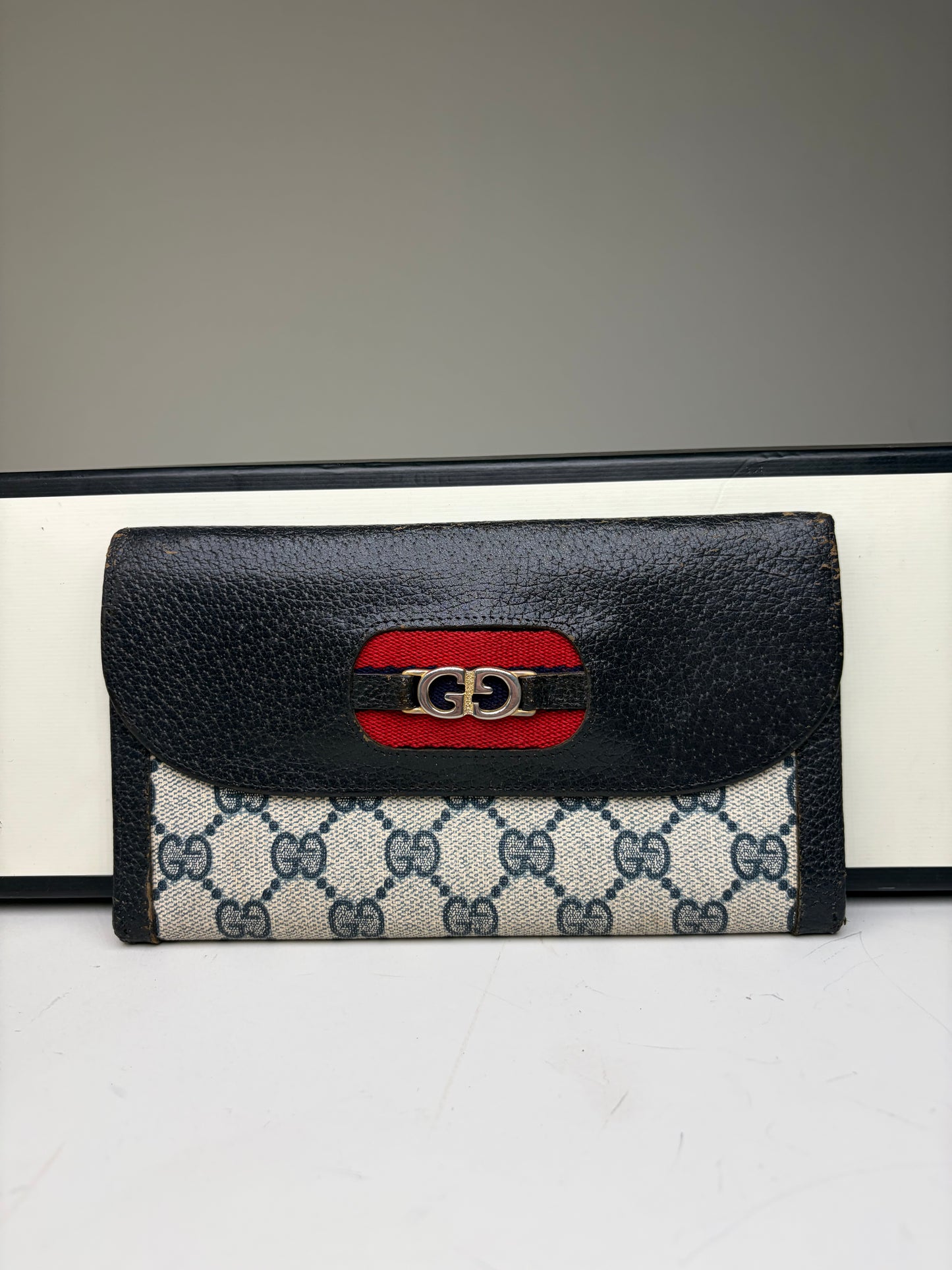 Vintage Gucci GG Supreme Wallet Black Beige Gold