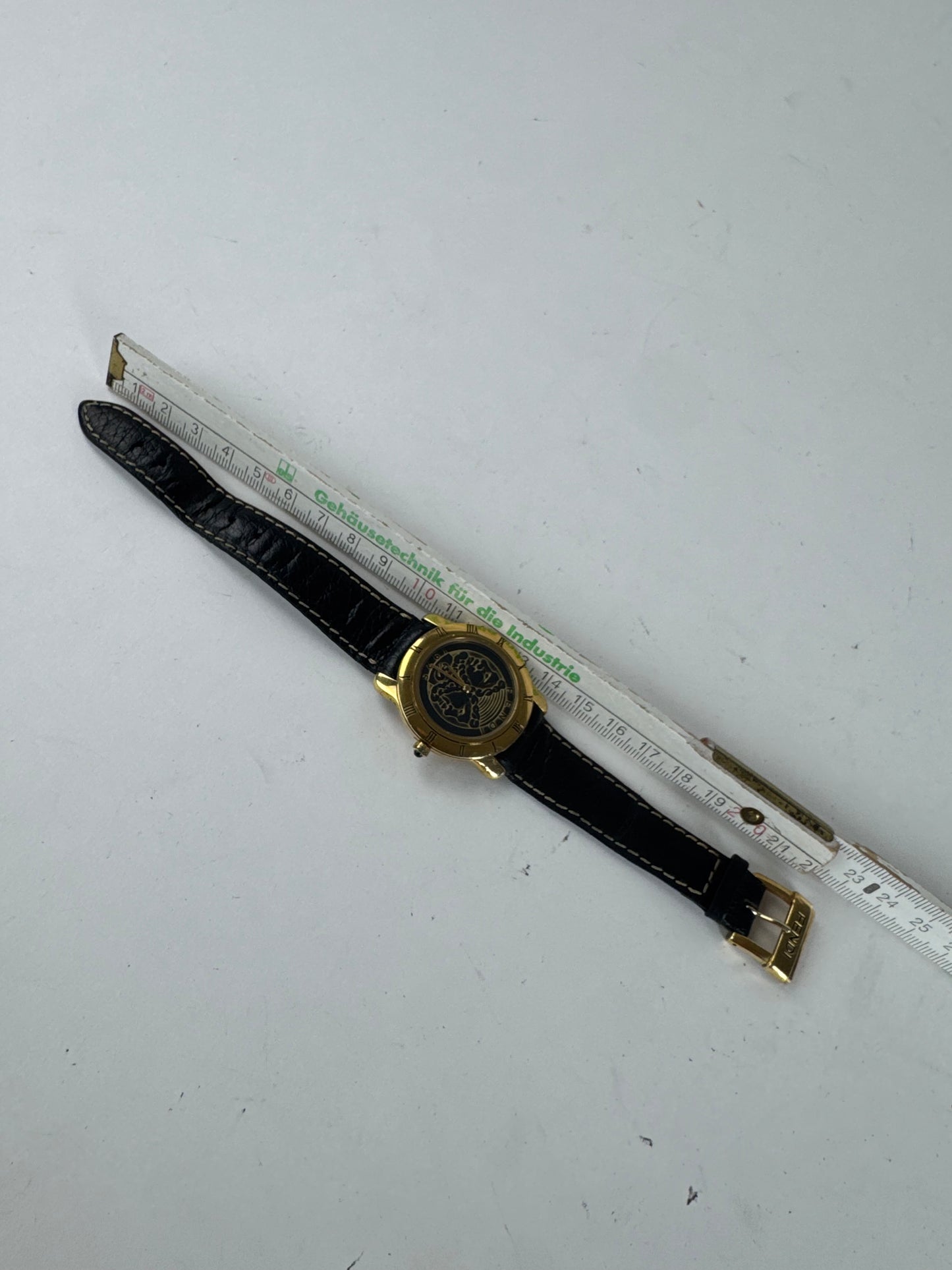 Montre Fendi Vintage 2 Cadrans Or Noir