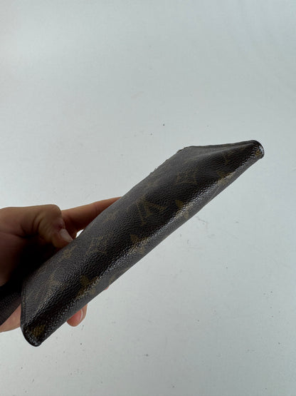 Pochette vintage Louis Vuitton en cuir monogramme marron